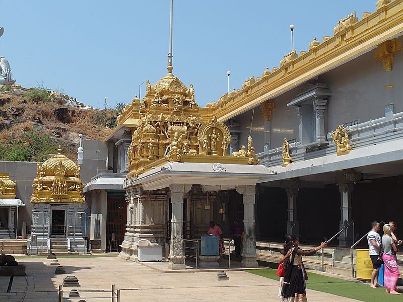 Храм Шивы в Мурудешваре