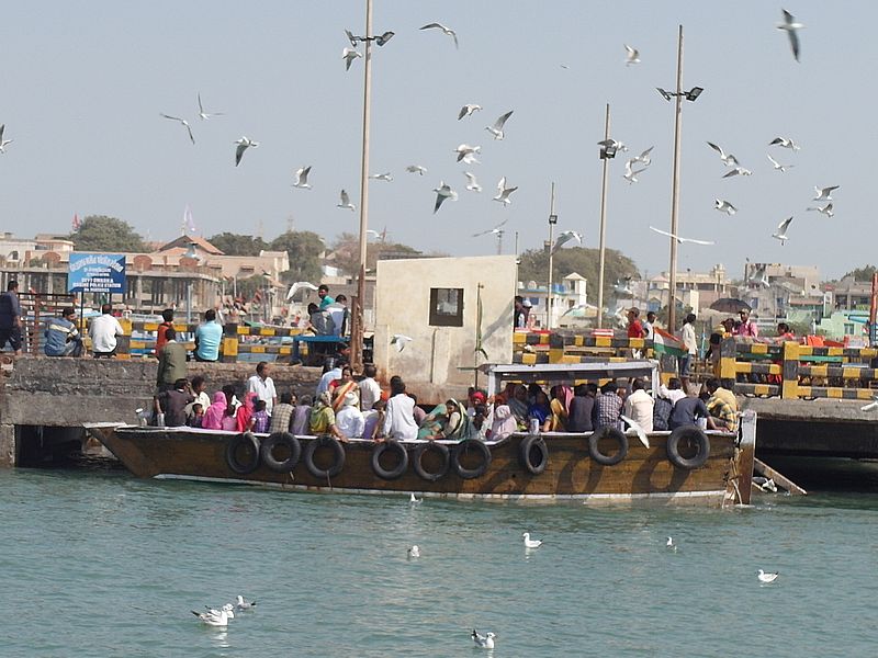 Лодка в Индии 
