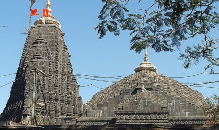 Храм Триамбакешвар