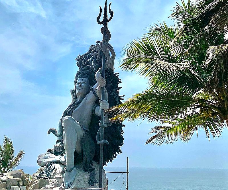 Статуя Шивы самая высокая в Керале