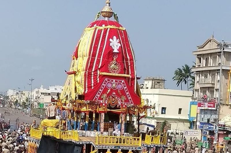 Фестиваль Ратха Ятра – шествие колесниц