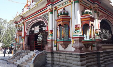 Храм Шивы в Харидваре