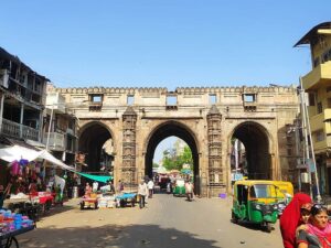 ворота в ахмедабад
