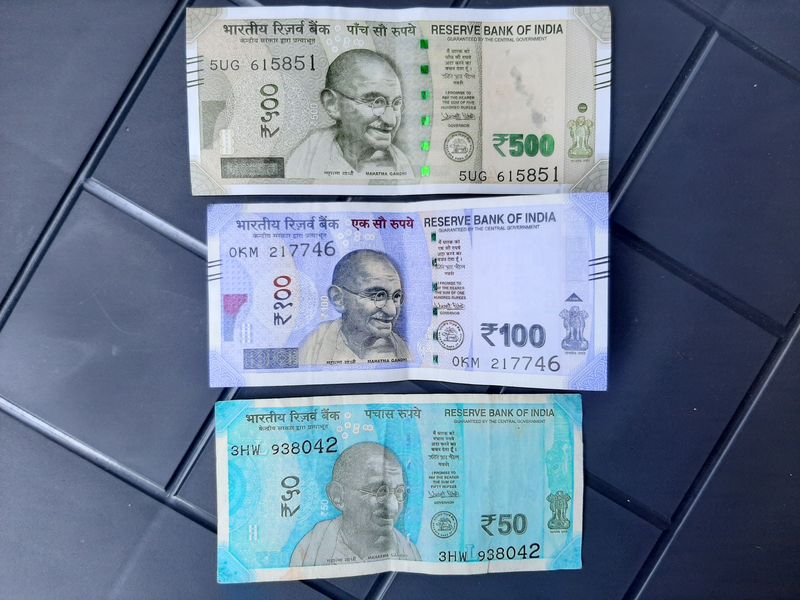Индийские деньги фото