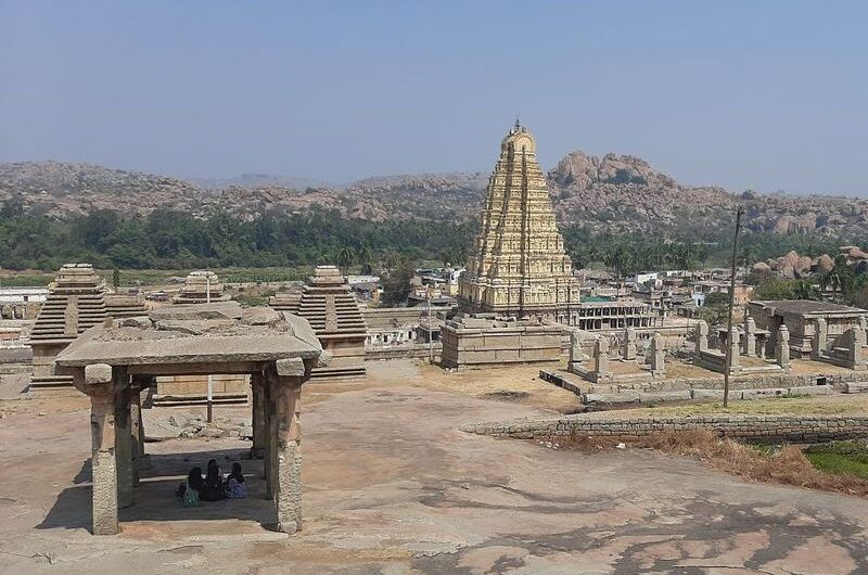 Храм Вирупакша — главная святыня Хампи